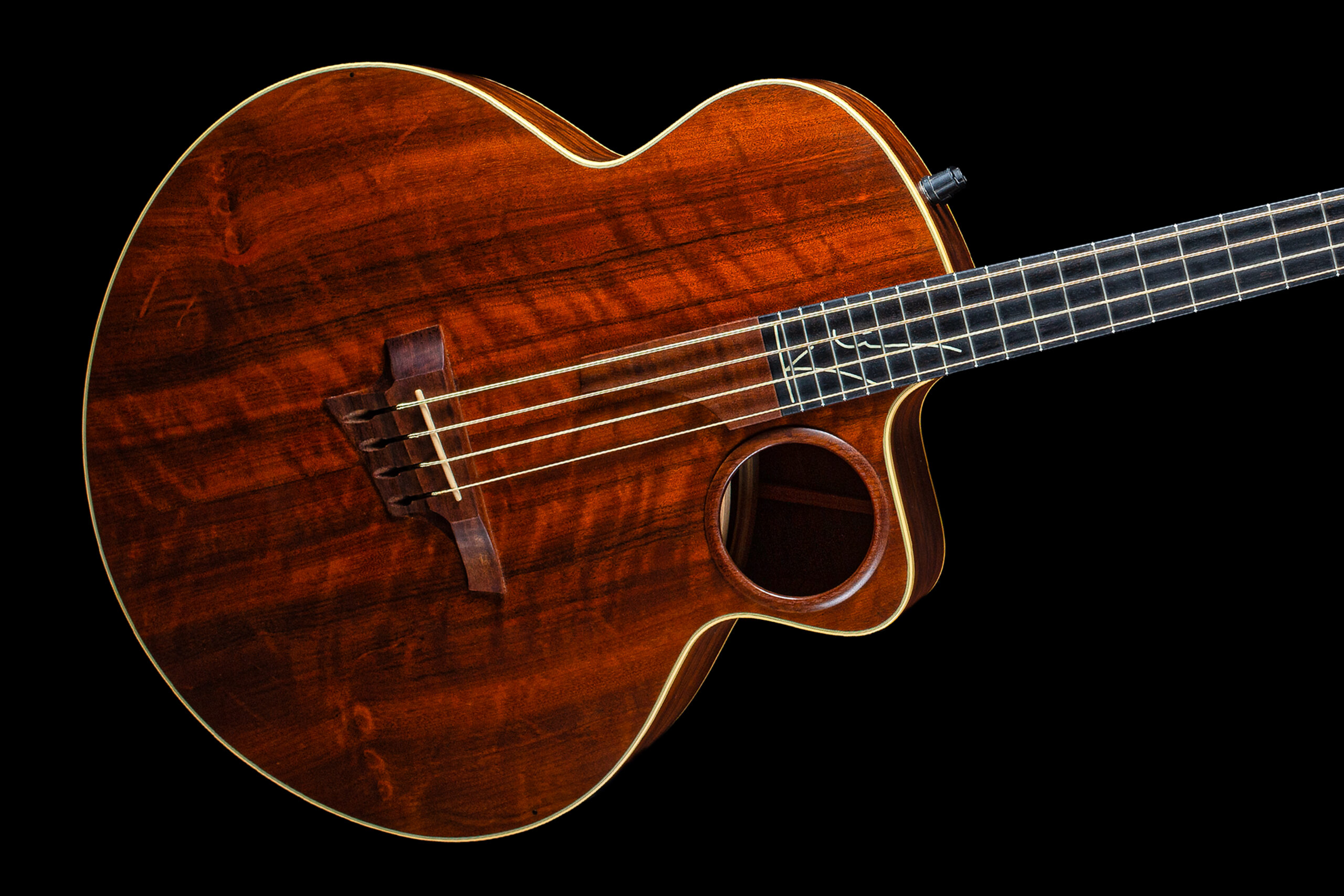 Taylor AB2 Bass Imbuia Walnut (2002)